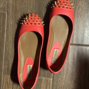 Steve Madden coral spike